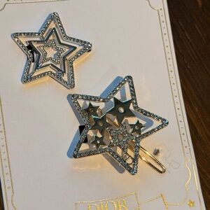 Christian Dior Novelty 2025 Holiday Hair Clips 2pieces Logo Silver Gold new gift